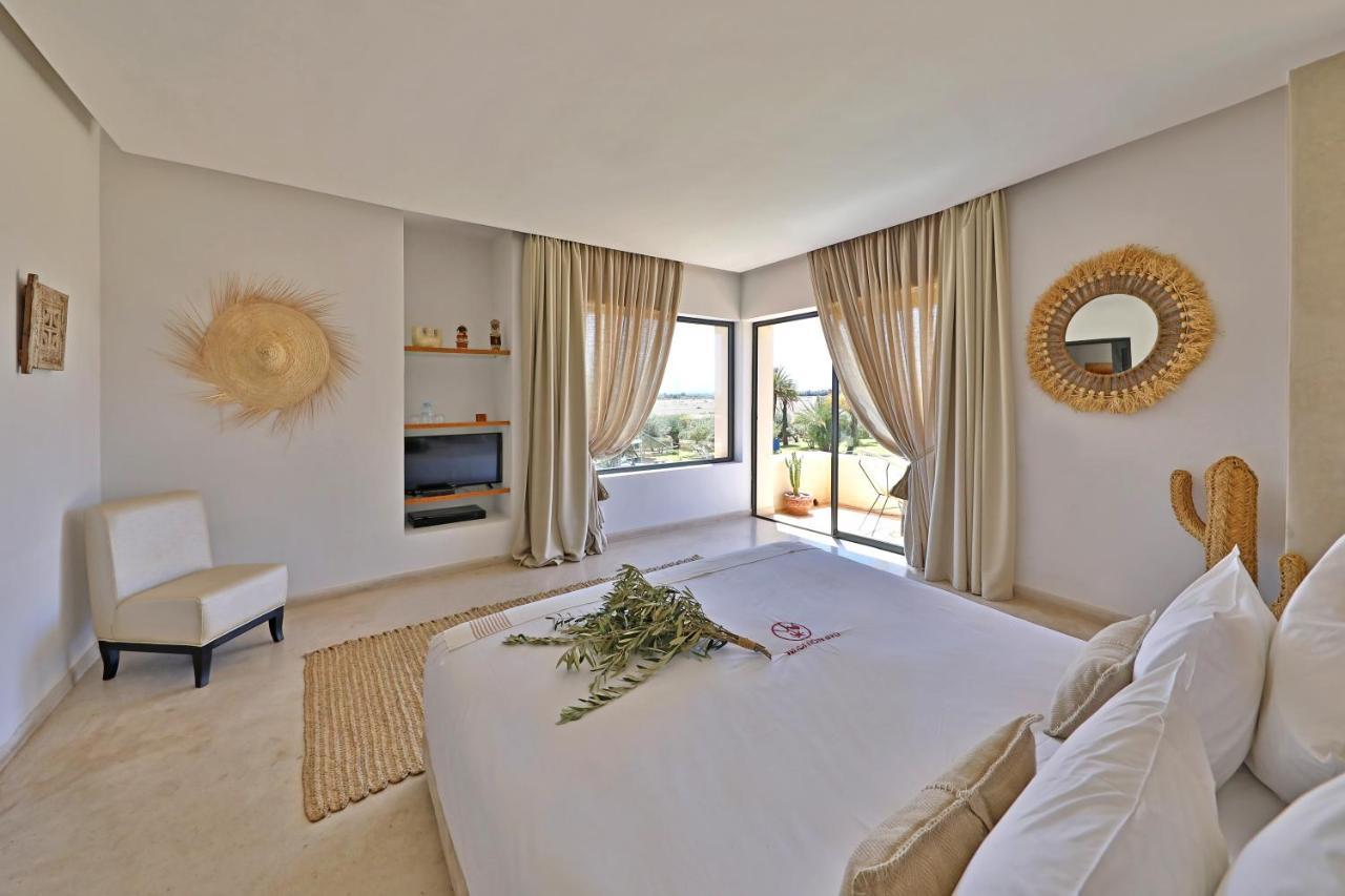 Dar Noujoum Hotel Ait Bou Zguia ภายนอก รูปภาพ