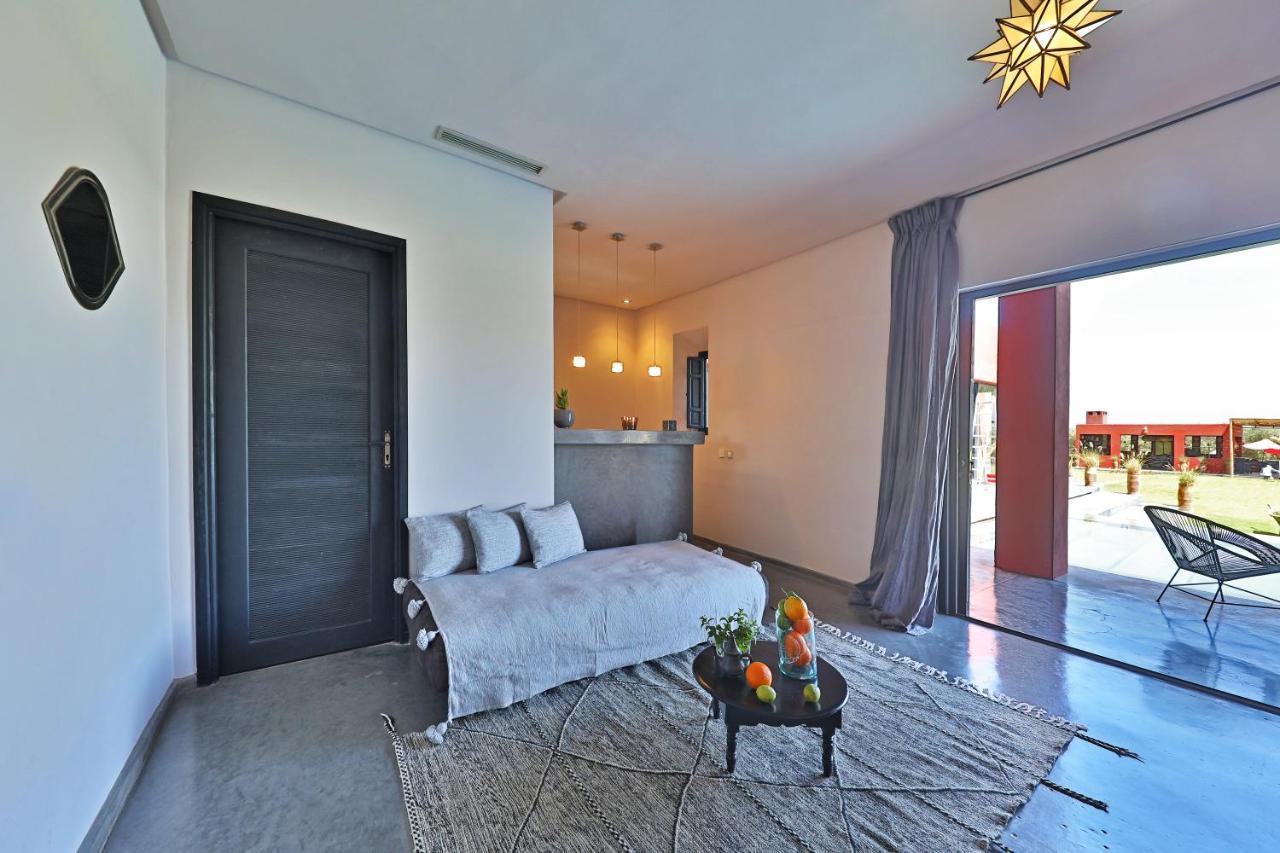 Dar Noujoum Hotel Ait Bou Zguia ภายนอก รูปภาพ