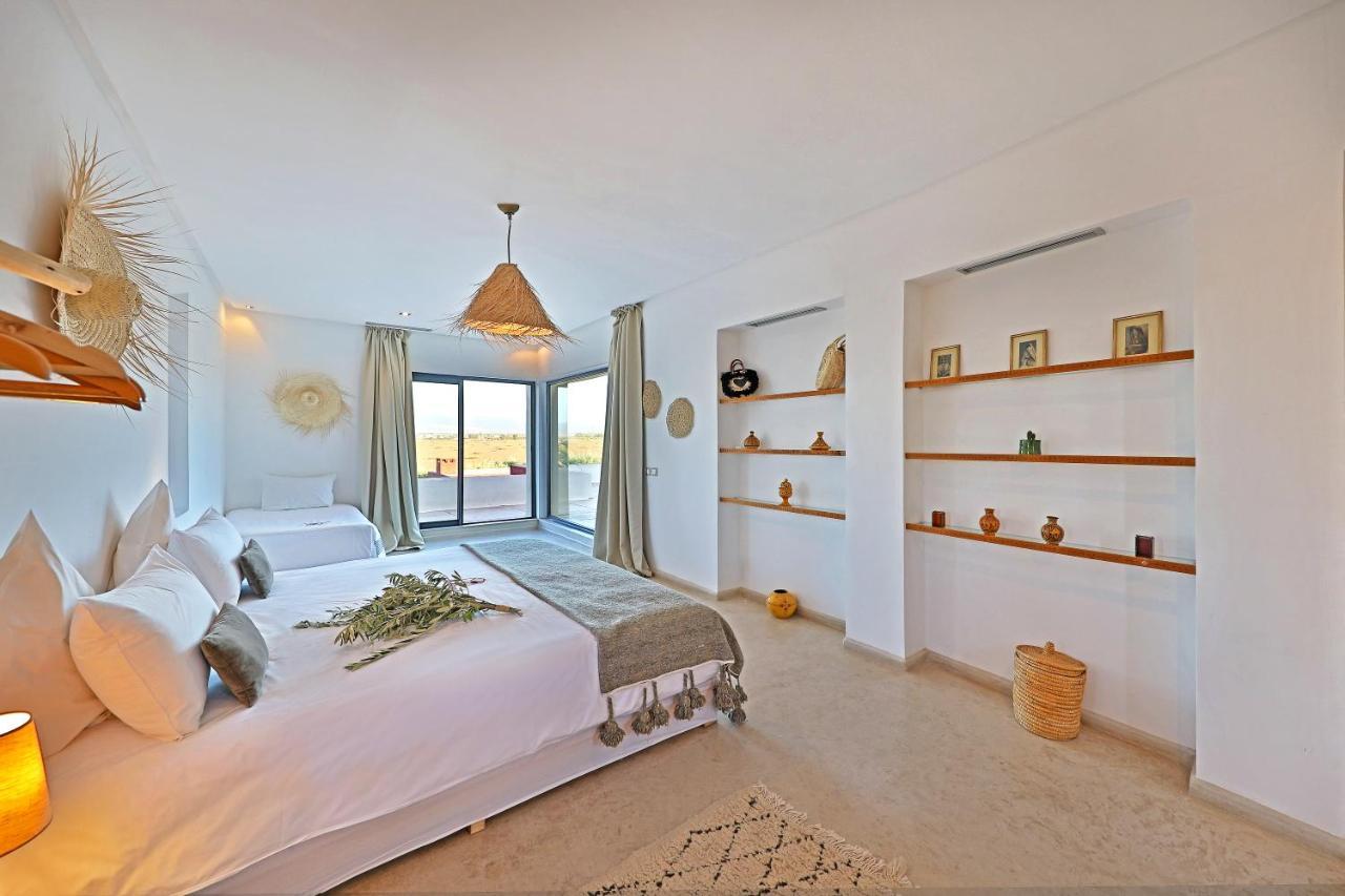 Dar Noujoum Hotel Ait Bou Zguia ภายนอก รูปภาพ